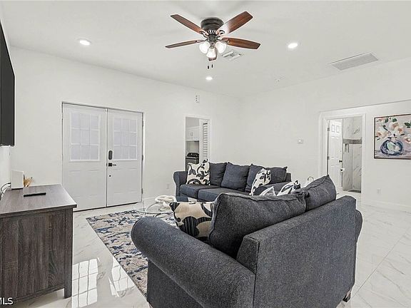 5th image of 4108 4th St W
