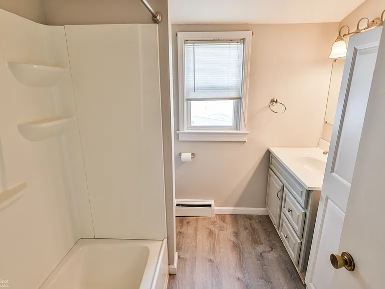 805 Main St — Photo 38