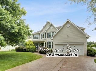 10 Buttonwood Dr, Bordentown, NJ 08505