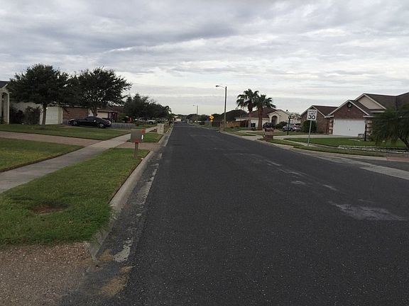 4th image of 3234 Bordeaux Dr