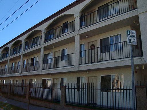 1st image of 132 E I St APT 8