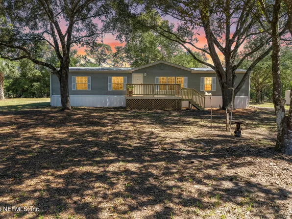 104 COUNTRY LIVING Road, Melrose, FL 32666