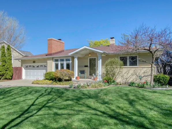 2451 Beechwood Dr SE, East Grand Rapids, MI 49506