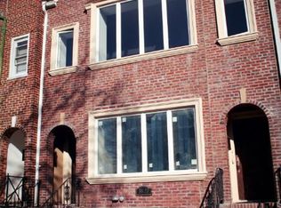 6803 Clyde St, Forest Hills, NY 11375