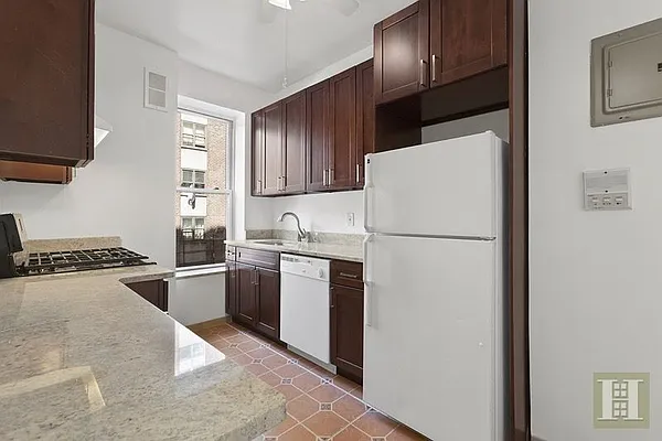 Rented by Halstead Real Estate | media 2