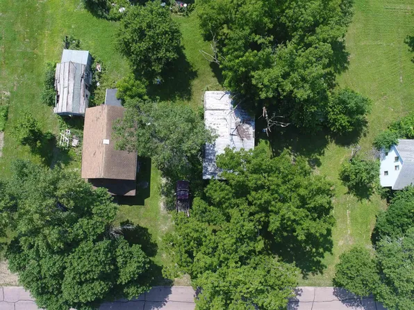 203 Sioux St, Hurley, SD 57036