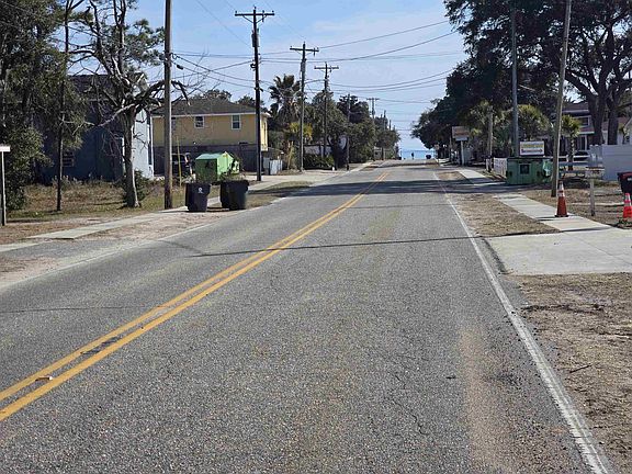 3rd image of 708 S 31st Ave. S
