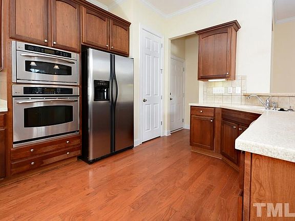 4th image of 1803 Morehead Hill Ct