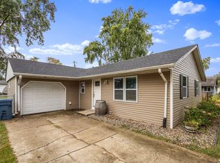 501 W Elizabeth St, Kouts, IN 46347