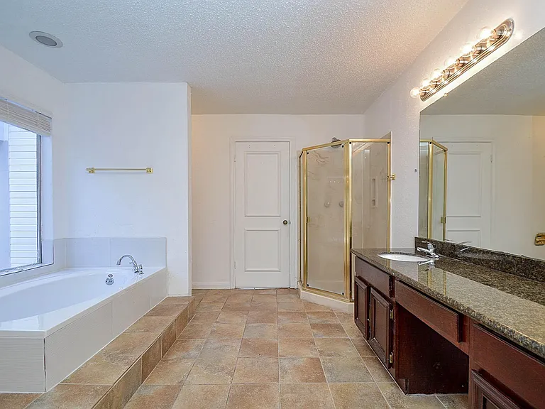 1603 Beaconshire Rd — Photo 17