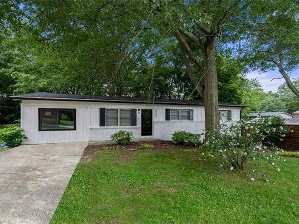 6402 Kensington Ct, Austell, GA 30106