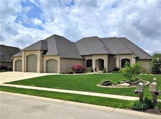 1582 Cherry Tree Rd, Avon, IN 46123