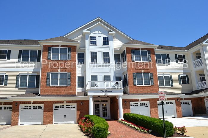 1st image of 15221 Royal Crest Dr APT 305