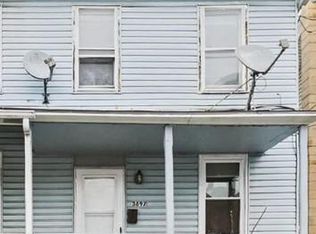 369 S 2nd 1/2 St, Harrisburg, PA 17113