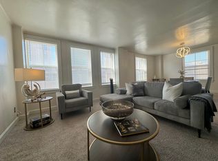 229 Ward Pkwy APT 603A, Kansas City, MO 64112