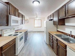 1100 Pleasant St #12, Bismarck, ND 58504