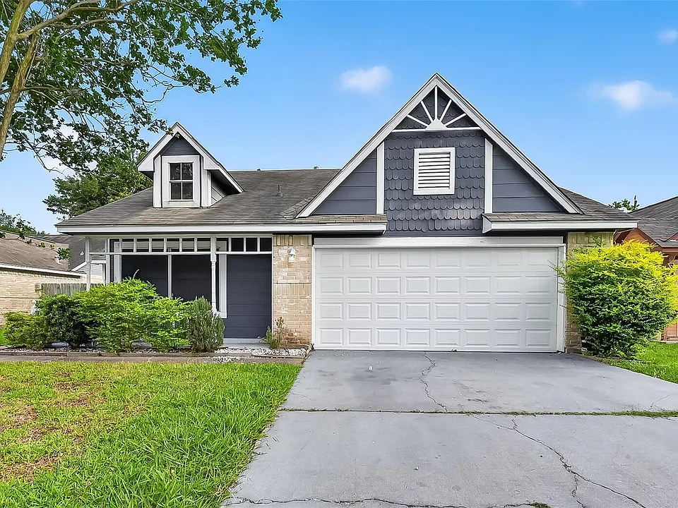 12727 Ashford Knoll Dr