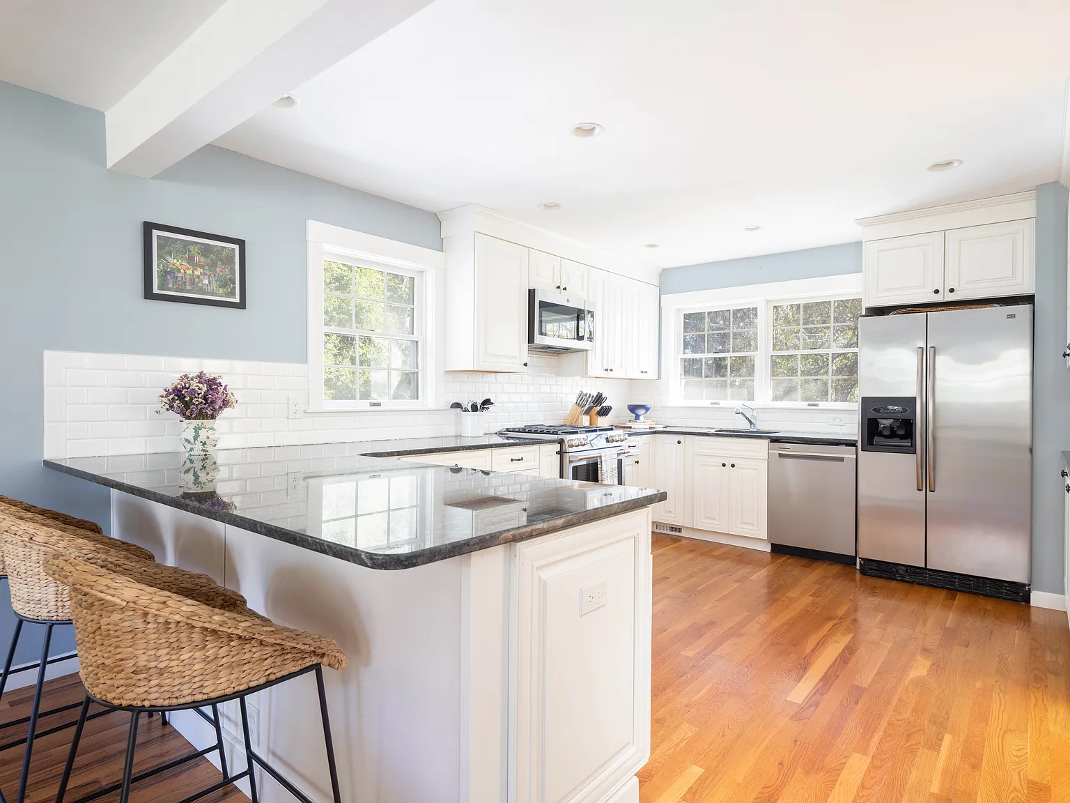 Haven on Glynn | 3BR Coastal Luxury | Rove Travel — Photo 3