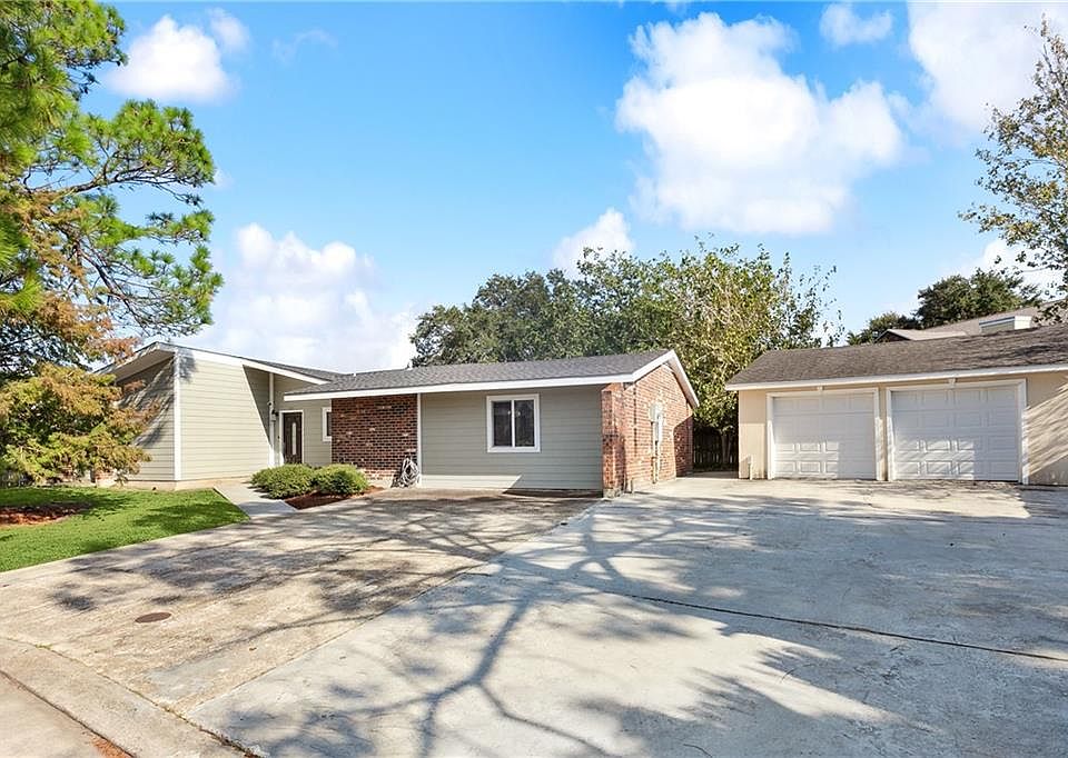 1st image of 7001 Beauvoir Ct