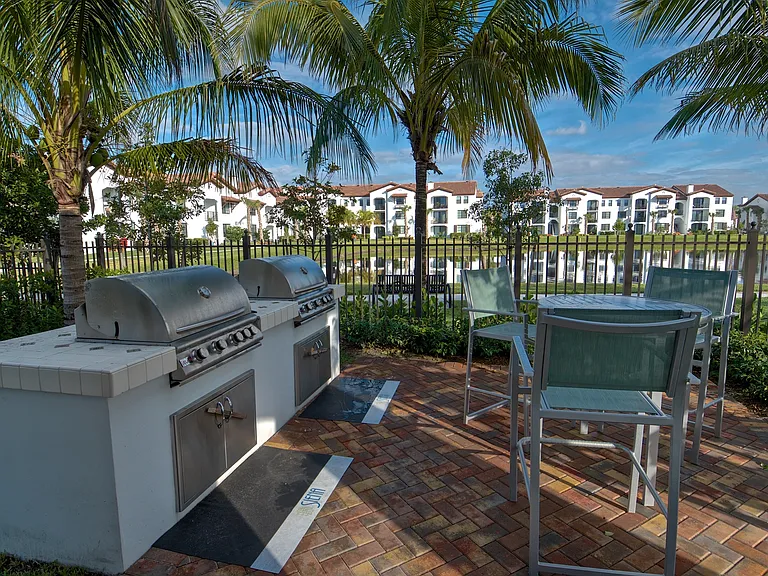 Outdoor Kitchen
