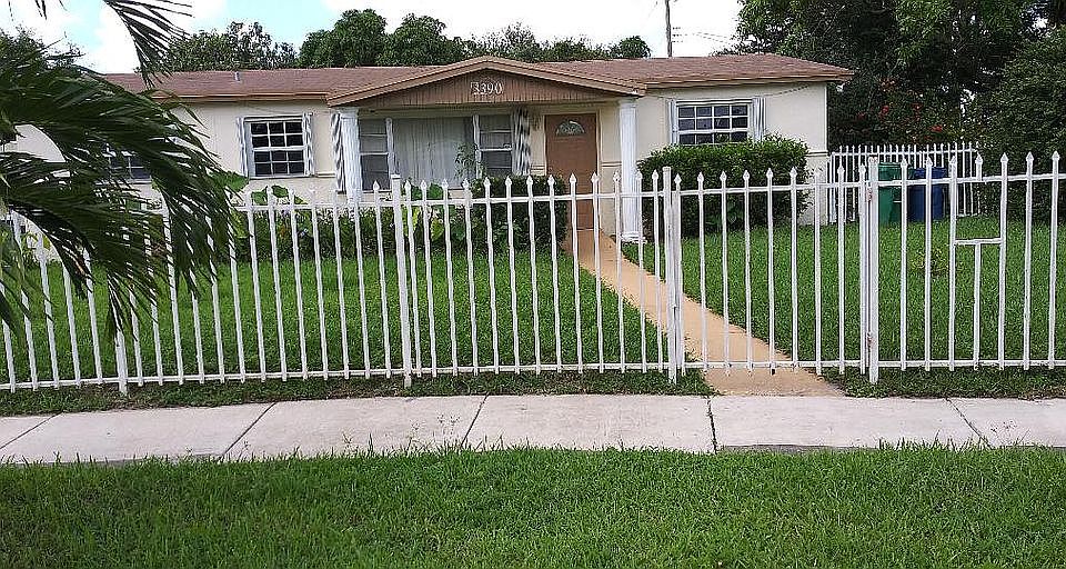 1st image of 3390 NW 205th St