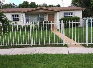 3390 NW 205th St, Miami Gardens, FL 33056