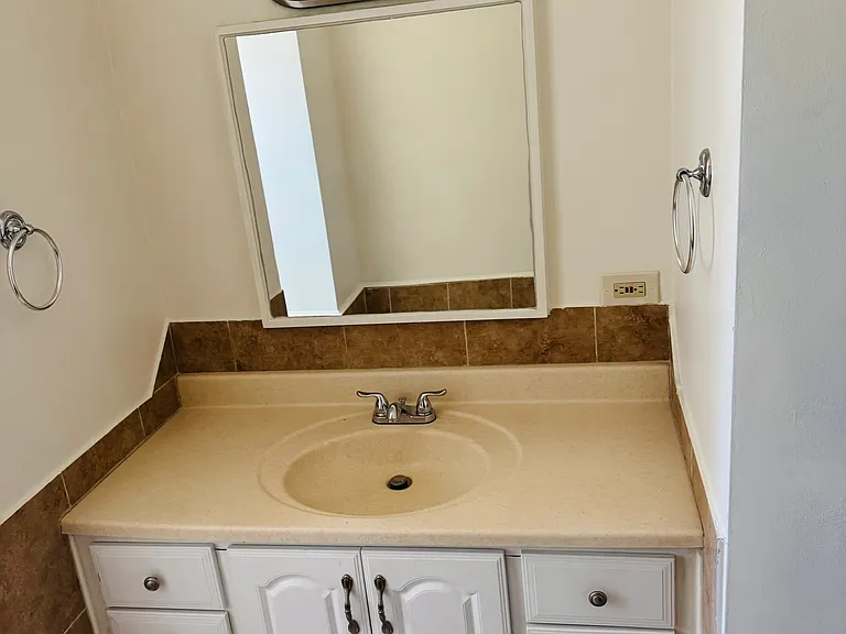 616 N Freestone Cir — Photo 11