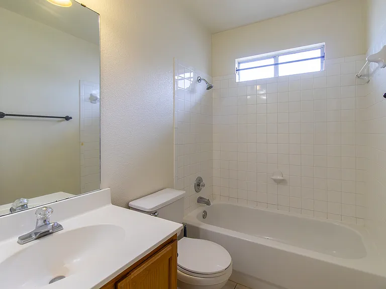 1203 Fox Creek Dr — Photo 25