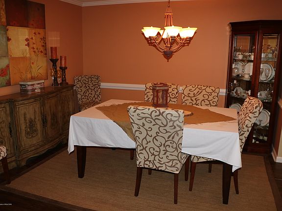4th image of 5695 Nichols Dr