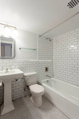 Rented by Mirador Real Estate | media 18