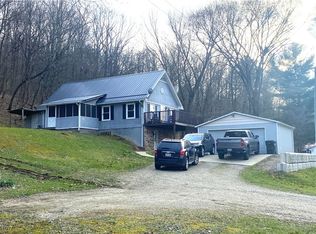 608 River Rd SE, Gnadenhutten, OH 44629