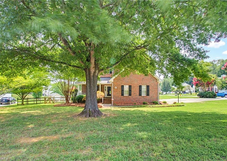 1st image of 1400 Kayla Cir