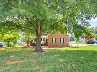 1400 Kayla Cir, Kernersville, NC 27284