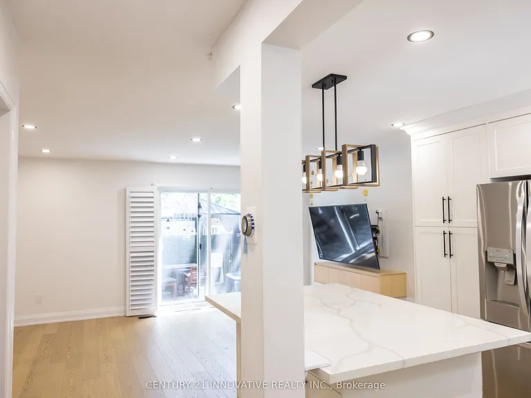 2451 Bridletowne Cir #19 — Photo 6