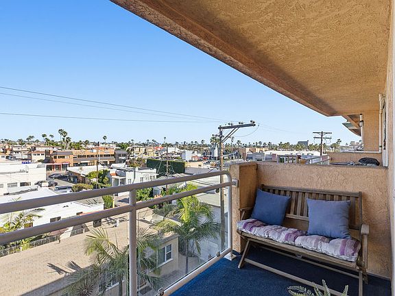 4th image of 4627 Ocean Blvd Unit 413
