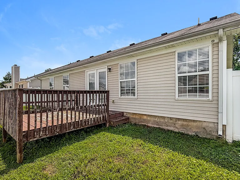 2116 Cason Trl — Photo 16