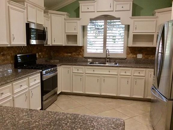 2nd image of 11027 Green Arbor Dr