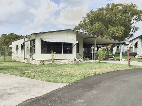 3rd image of 2110 Greymont Dr