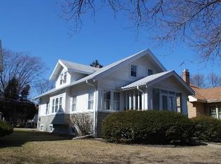 1212 White St, Des Plaines, IL 60018