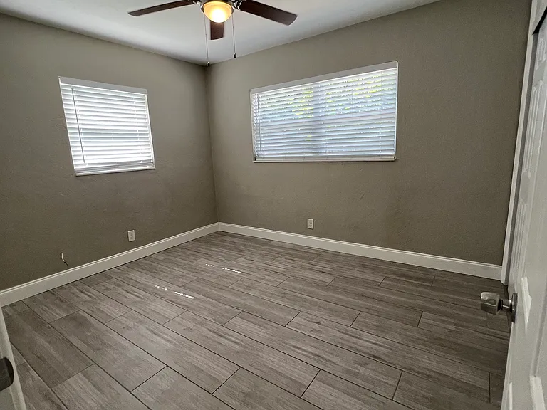 12149 Ridge Rd — Photo 12