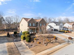 2209 Independence Ln, Buford, GA 30519