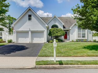 44 Crown Cir, Lakewood, NJ 08701