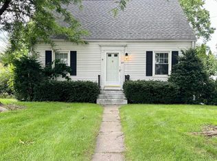 87 Spring St, Windsor Locks, CT 06096