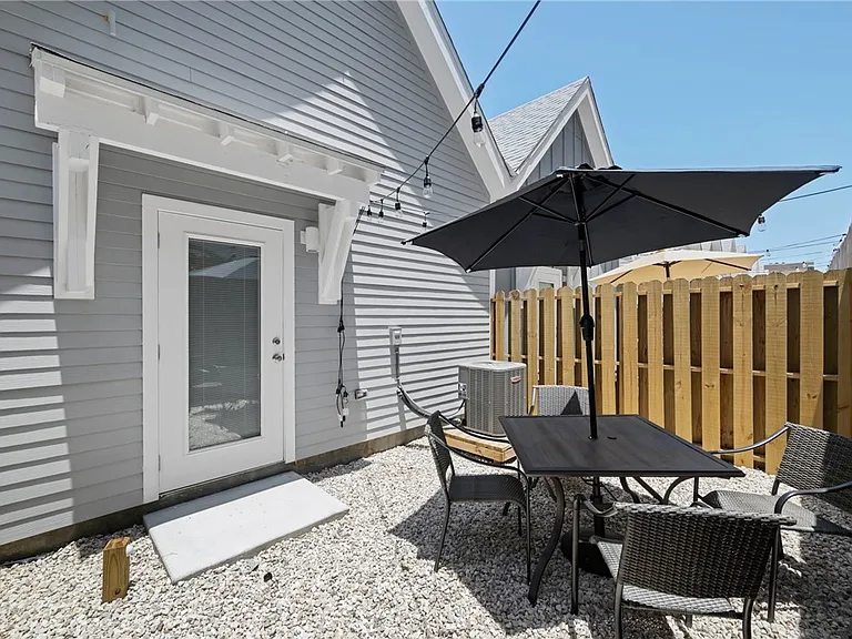 14921 Smugglers Cove Dr — Photo 18