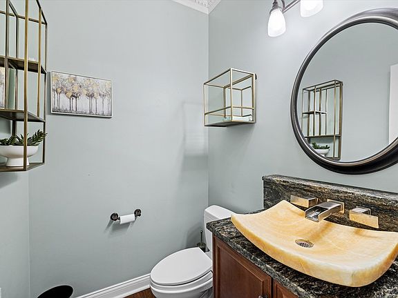 5th image of 709 Wexford Way