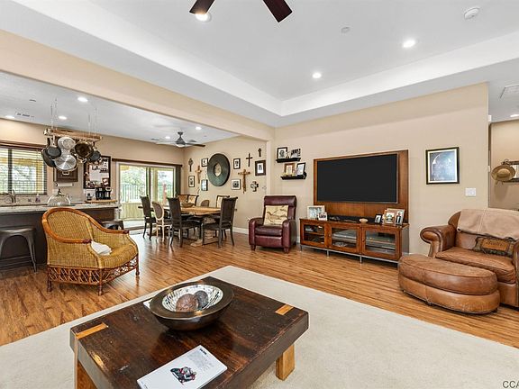 5th image of 158 Golden Eagle Way