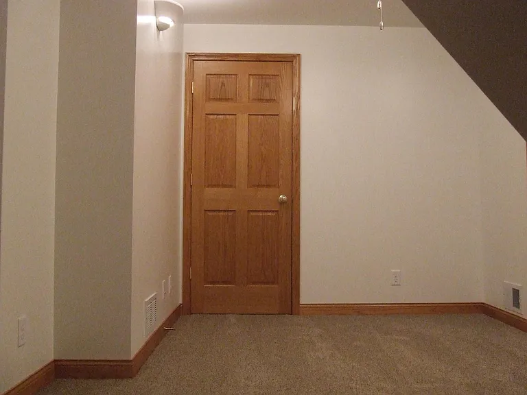 642 Webster St #C — Photo 7