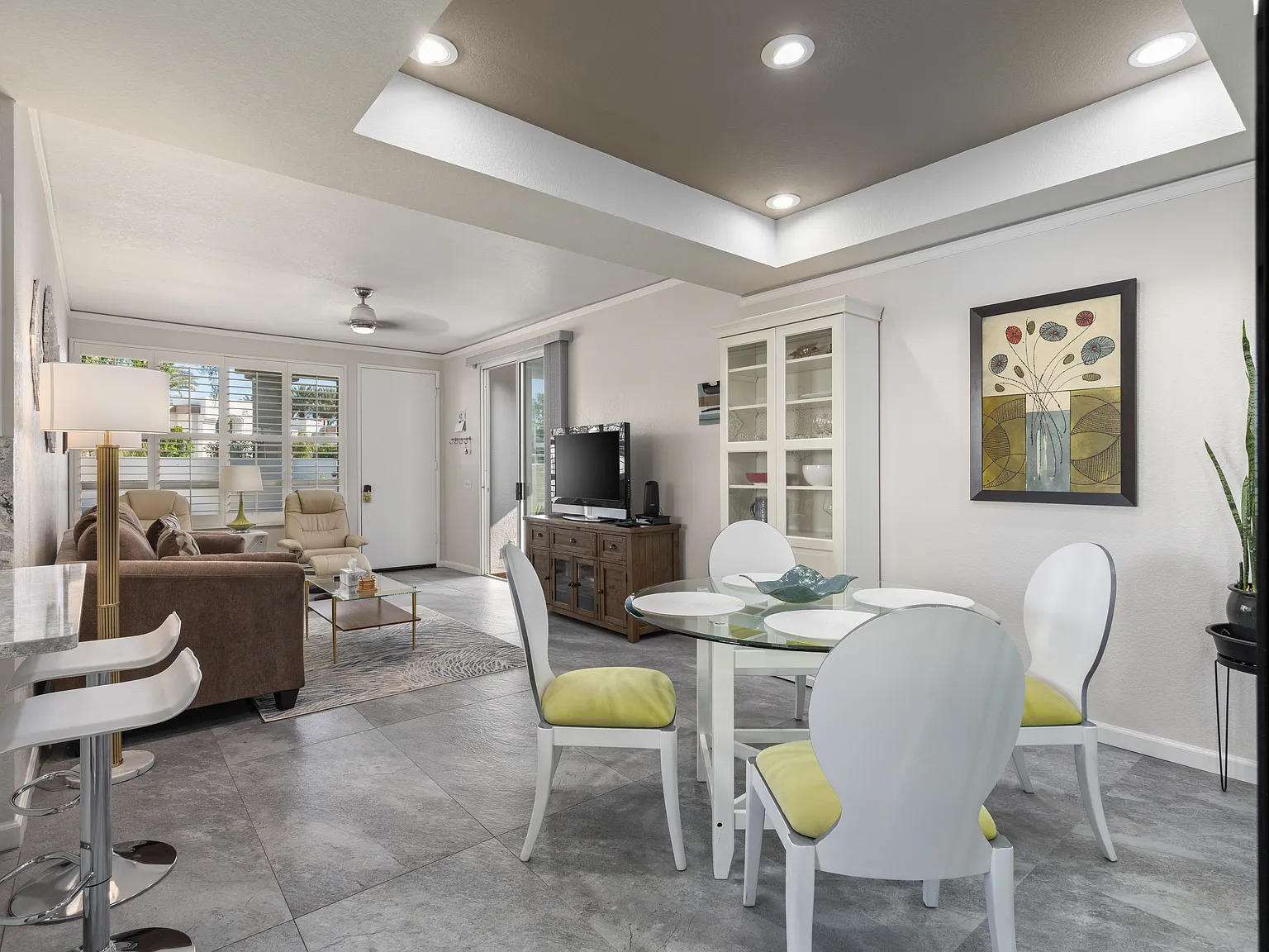 401 S El Cielo Rd — Photo 3