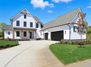 17020 Tractive Dr, Westfield, IN 46074