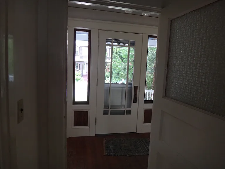 52 Revell Ave #1 — Photo 39